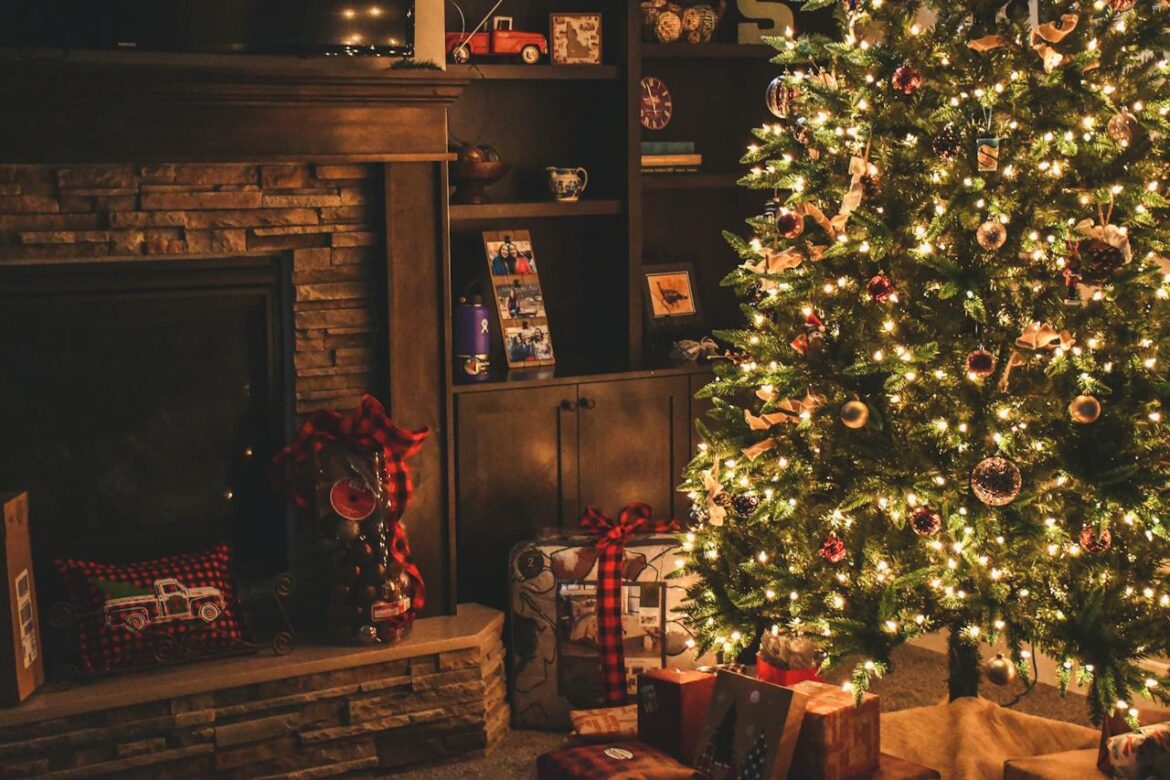 Living room decorated for Christmas representing Reasons the Holidays Are Difficult for People With Addictions